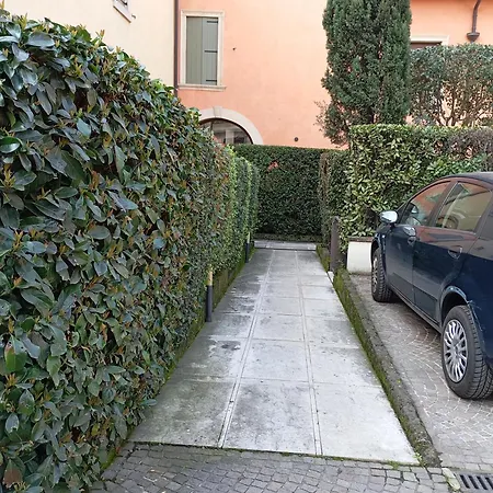 La Finestra Sul Civico Cinque * Verona